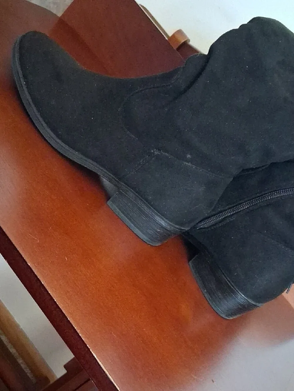 GUC Size 7 Black Over-the-Knee Boots
